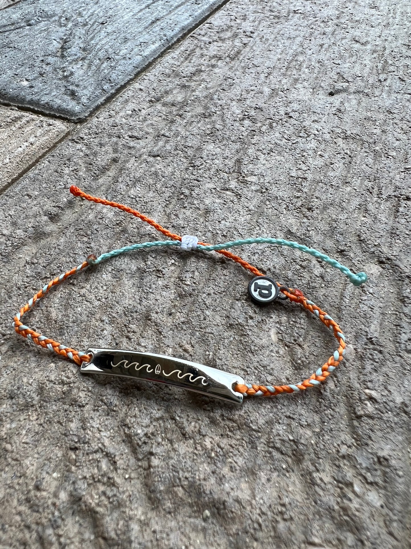 Pura vida 2025 pride bracelet